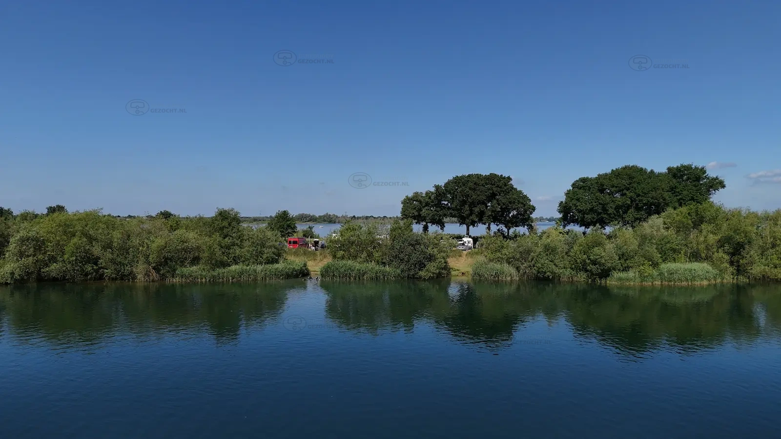 Kraaijenbergseplas 8 Witte Brug luchtfoto
